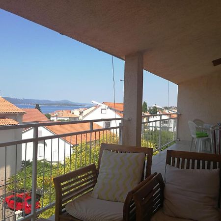 Apartmani Nea Biograd Na Moru Buitenkant foto
