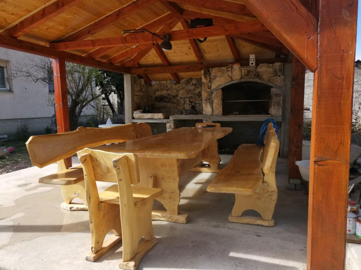Apartmani Nea Biograd Na Moru Buitenkant foto