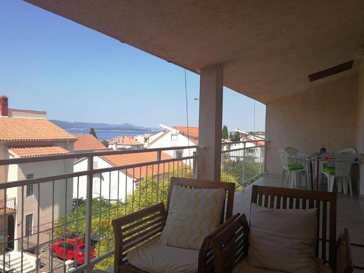 Apartmani Nea Biograd Na Moru Buitenkant foto